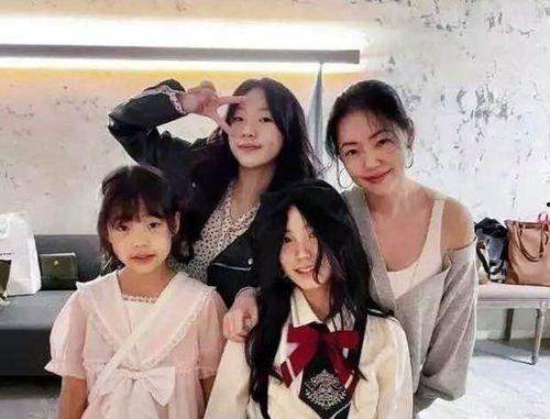 二女儿圈内爆料视频,揭秘娱乐圈不为人知的幕后故事